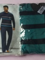    pyjamas  olika färget , 100 % cotton  . St L , M , XXL . 